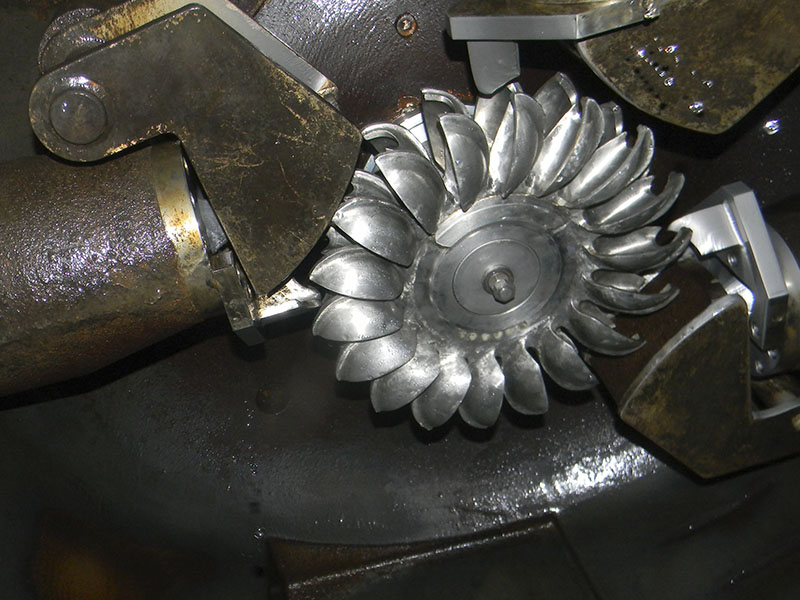 Fabricación, montaje y pruebas de rodete Pelton (C.H. Gorgor)