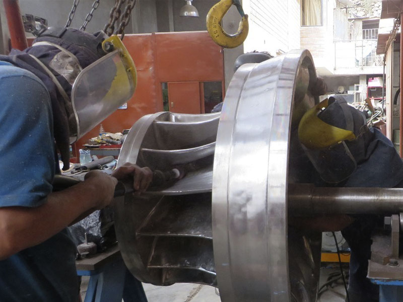 Reconstrucción de rodete de turbina Francis (C.H. Gera)